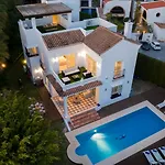 Vila Vacation Marbella I Villa Nadal, Private Heated Pool, 5Bdr, Lush Garden, Bbq, Alarm System, Best Beaches At Your Doorstep